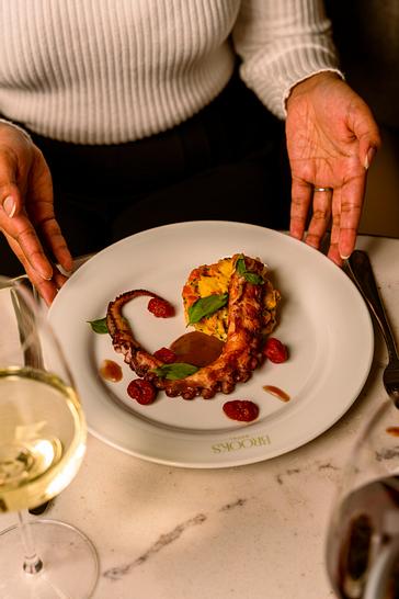 Brooks Hotel | Dublin | Galleria 26