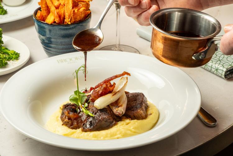 Brooks Hotel | D02 TV06 | 2